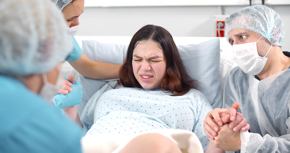 Doğal (Normal) Doğum İle İlgili Bilmeniz Gerekenler: Anne ile Bebek Bağını Güçlendirir- Lokman Hekim Sağlık Grubu
