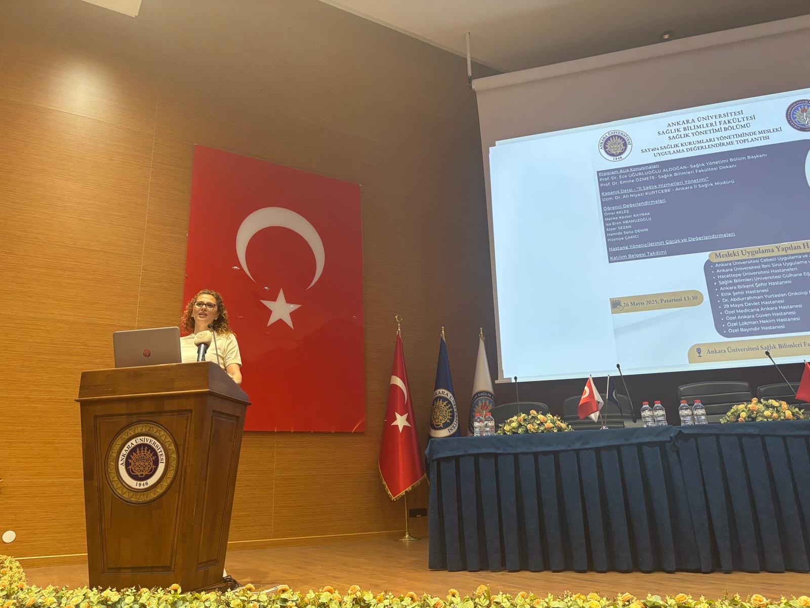 - Sağlık Yönetimi Öğrencilerinin Başarısı Ödüllendirildi