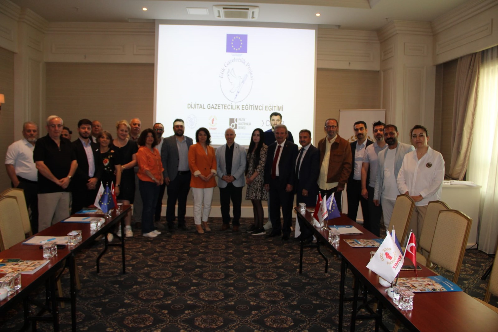 - Lokman Hekim Sağlık Grubu Van Hastaneleri Dijital Gazetecilik Eğitimine Sponsor Oldu